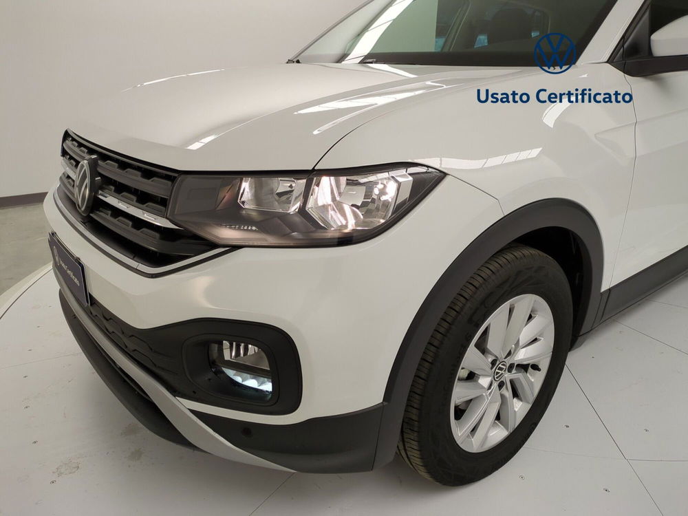 Volkswagen T-Cross nuova a Avellino (9)