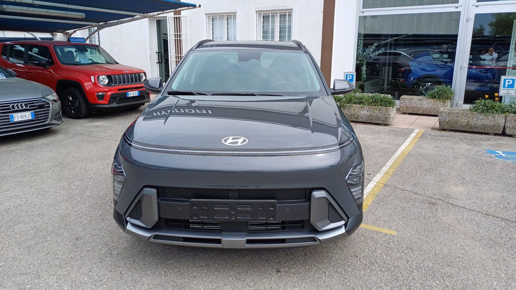 Hyundai Kona 1.0 T-GDI Hybrid 48V iMT XLine nuova a Veggiano