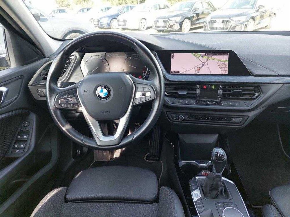 BMW Serie 1 116d Advantage auto del 2021 usata a Triggiano (4)