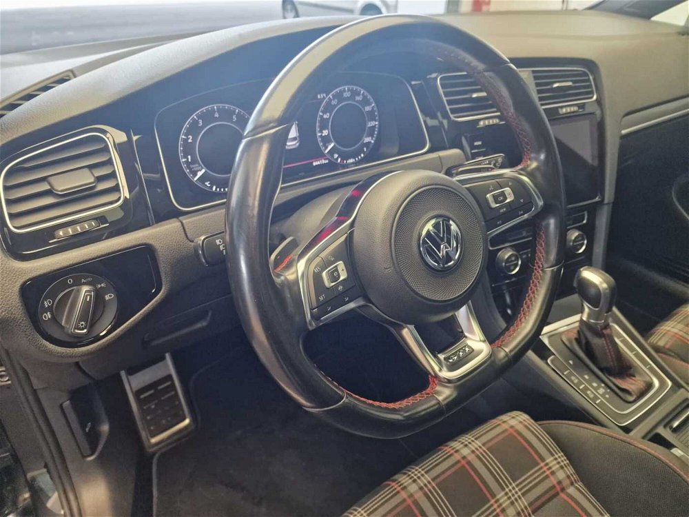 Volkswagen Golf GTI Performance 2.0 245 CV TSI DSG 5p. BMT del 2019 usata a Triggiano (4)