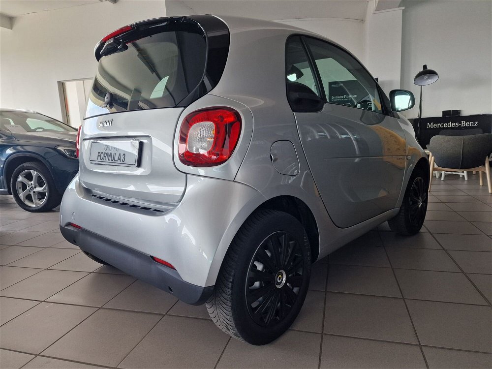 smart Fortwo 70 1.0 Youngster  del 2019 usata a Messina (3)
