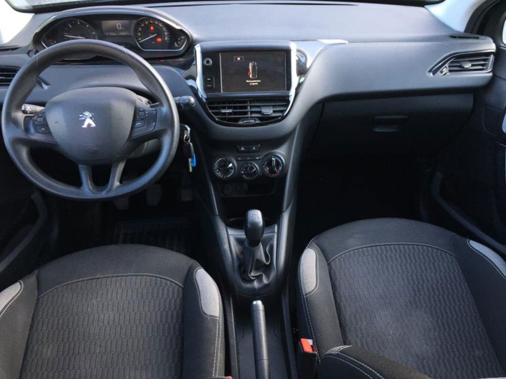 Peugeot 208 HDi 68 CV 5 porte Active  del 2015 usata a Bernezzo (4)