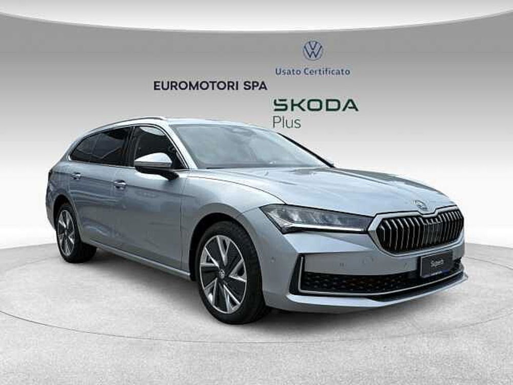 Skoda Superb nuova a Grosseto (6)