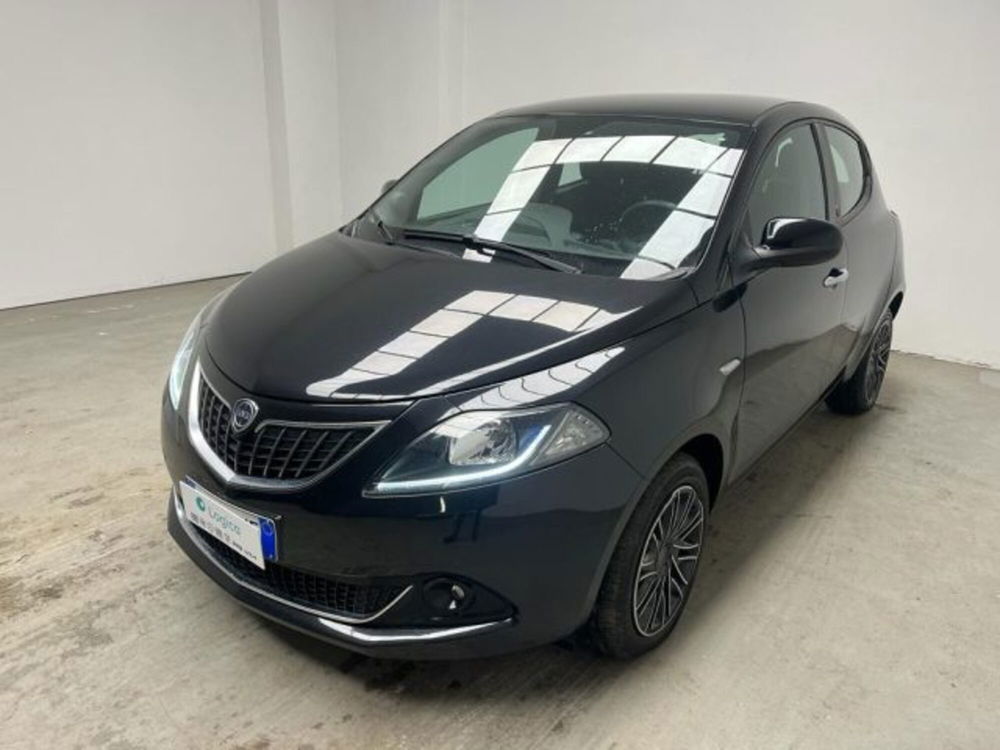 Lancia Ypsilon usata a Biella (6)