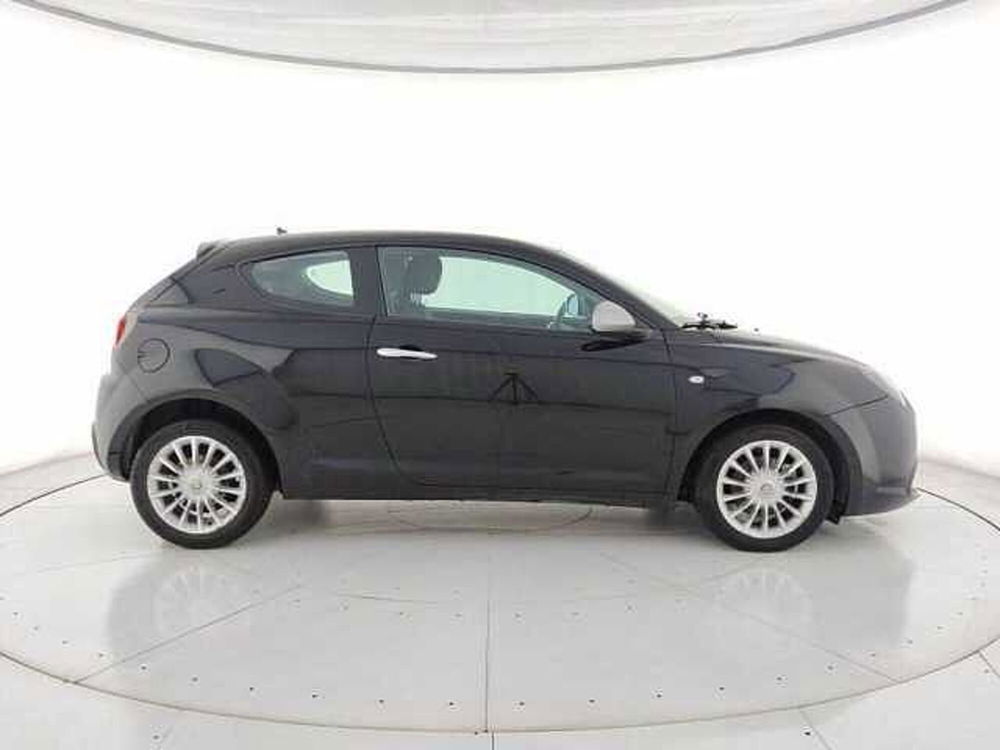 Alfa Romeo MiTo usata a Torino (7)