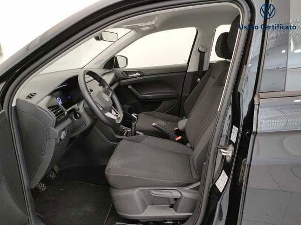 Volkswagen T-Cross usata a Varese (8)