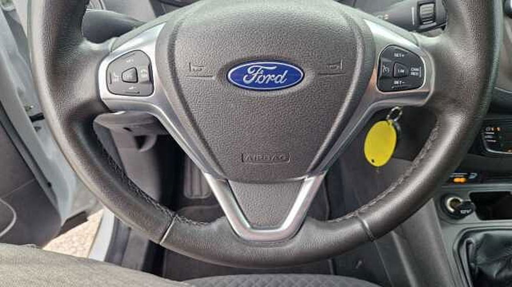 Ford Tourneo Courier usata a Trento (15)