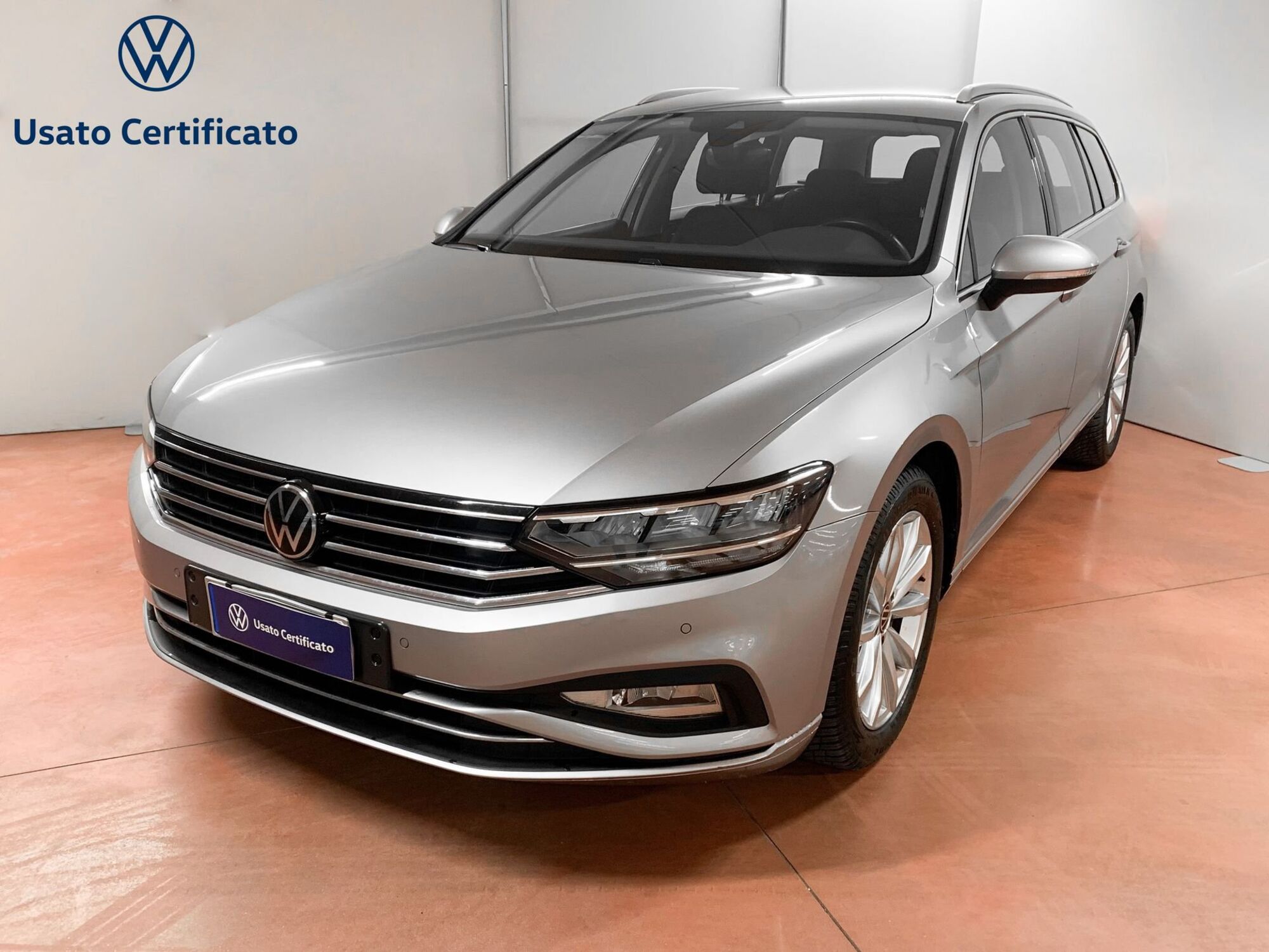 Volkswagen Passat Variant 2.0 TDI SCR EVO DSG Business del 2021 usata a Padova