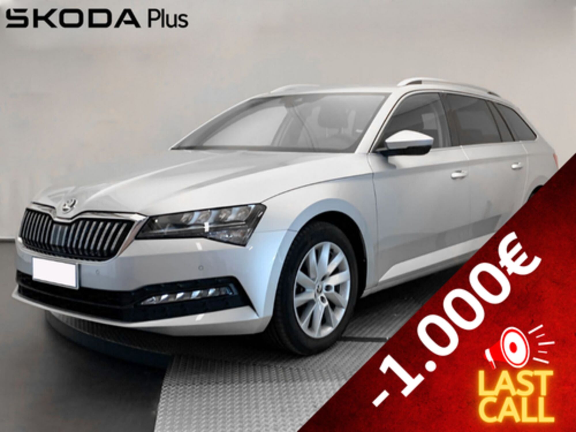 Skoda Superb Station Wagon 2.0 TDI EVO 150 CV SCR DSG Wagon Executive nuova a Padova