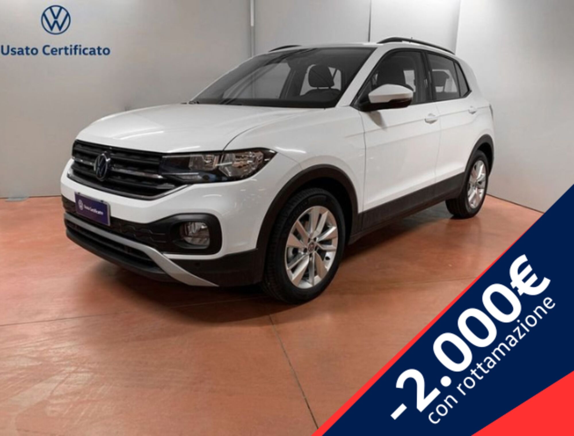 Volkswagen T-Cross 1.0 TSI 110 CV Style nuova a Padova