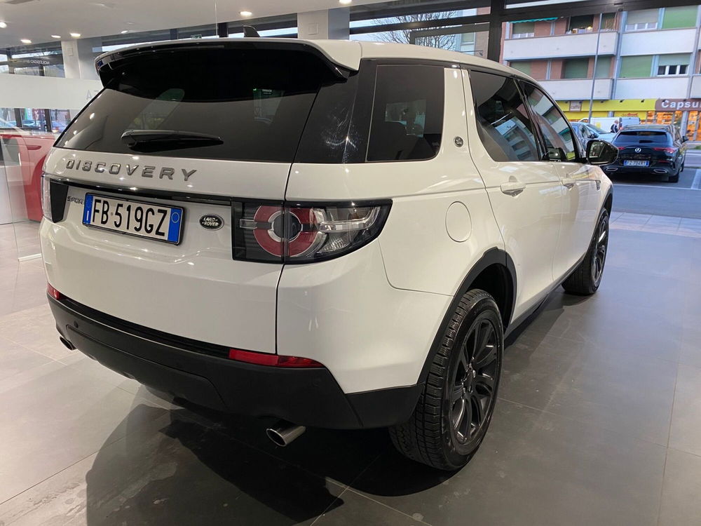 Land Rover Discovery Sport 2.0 TD4 150 CV HSE  del 2015 usata a Reggio nell'Emilia (5)