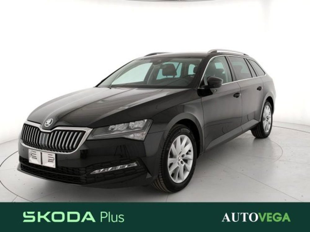 Skoda Superb Station Wagon 2.0 TDI EVO 150 CV SCR DSG Wagon Executive nuova a Arzignano