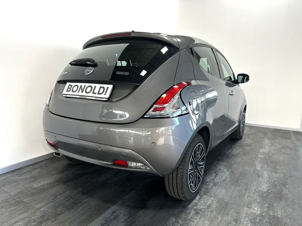 Lancia Ypsilon usata a Brescia (10)