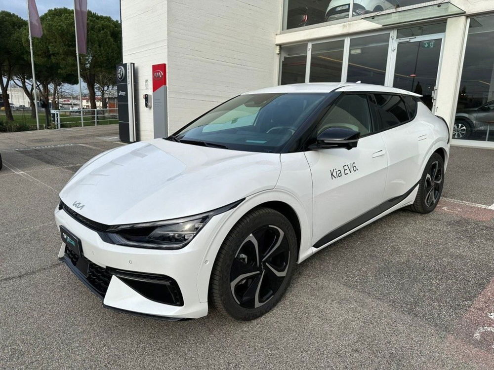 Kia EV6 77,4 kWh AWD GT Line del 2023 usata a Cortona (2)