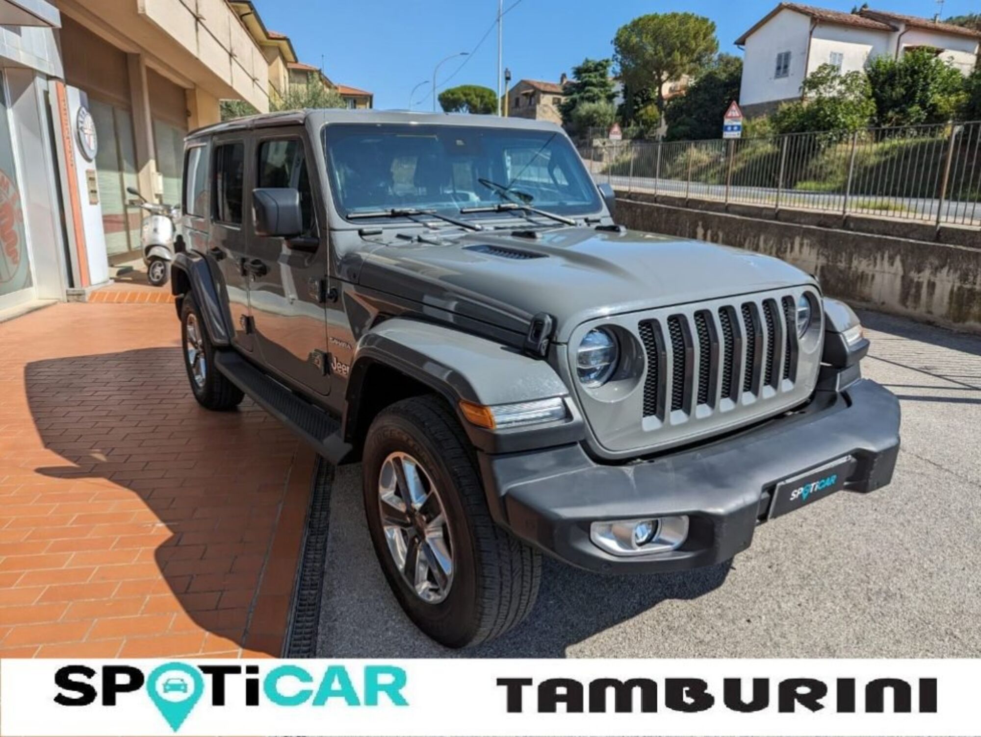 Jeep Wrangler Unlimited 2.2 Mjt II Sahara del 2019 usata a Cortona