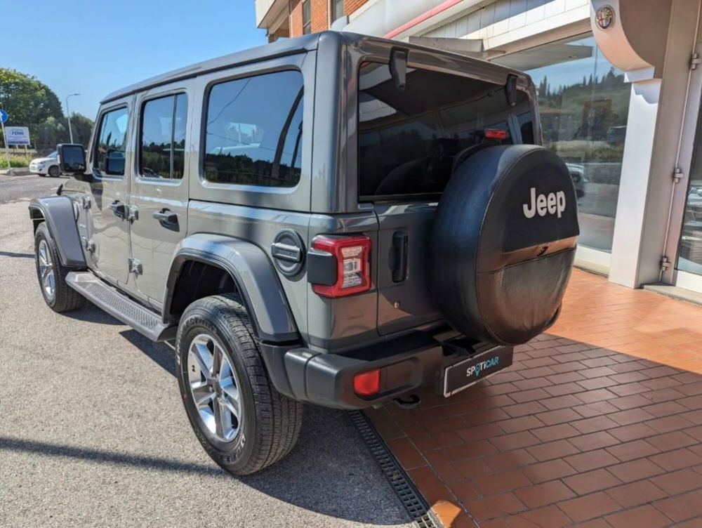 Jeep Wrangler Unlimited usata a Arezzo (7)