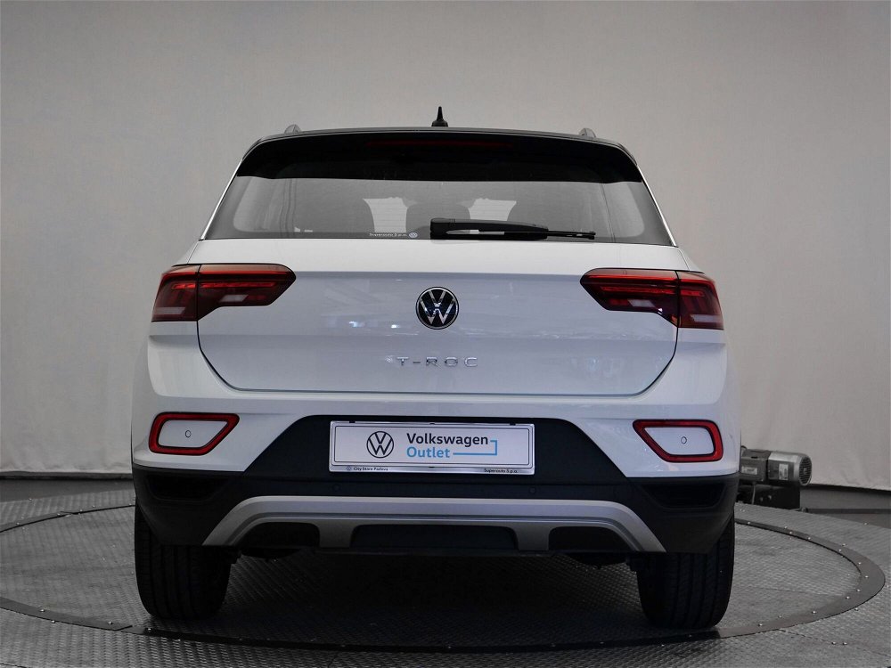 Volkswagen T-Roc 1.0 TSI Life nuova a Padova (4)