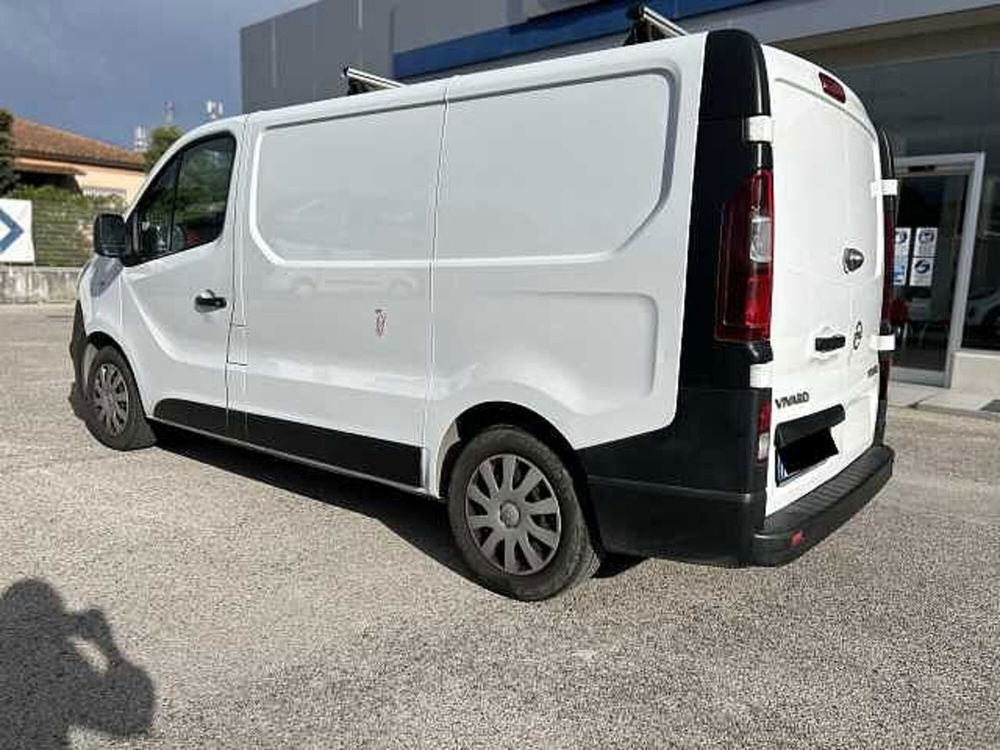 Opel Vivaro Furgone usata a Latina (3)