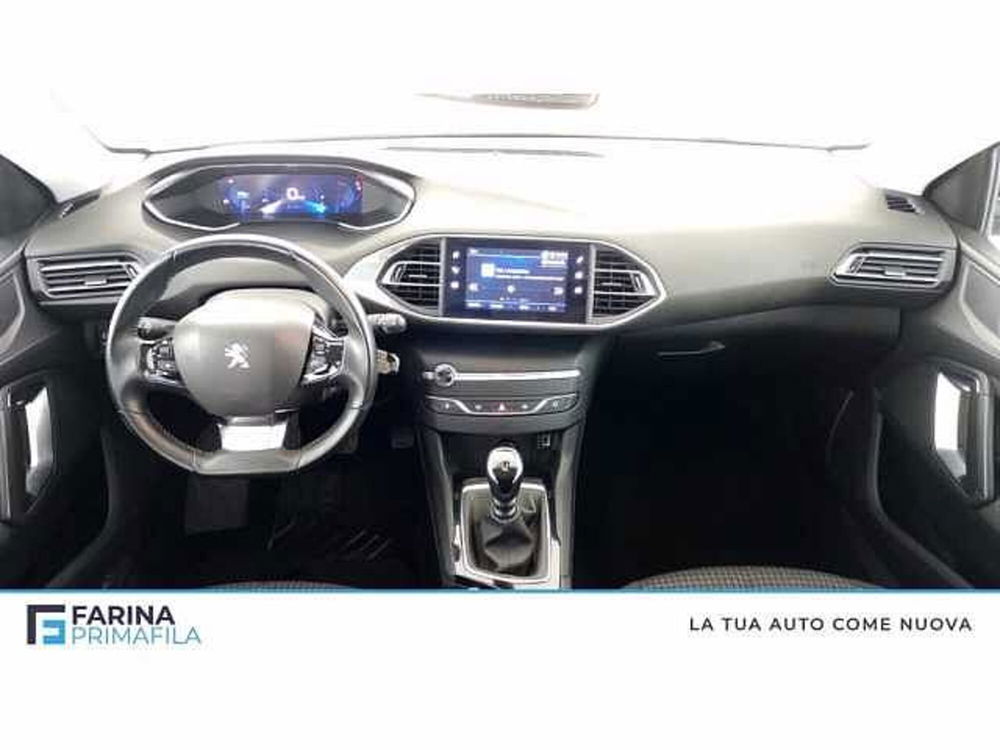 Peugeot 308 usata a Napoli (11)