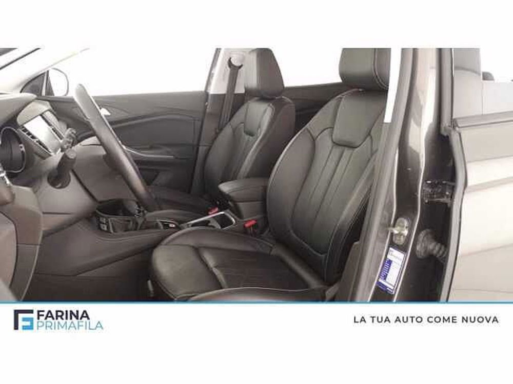 Opel Grandland X usata a Napoli (9)