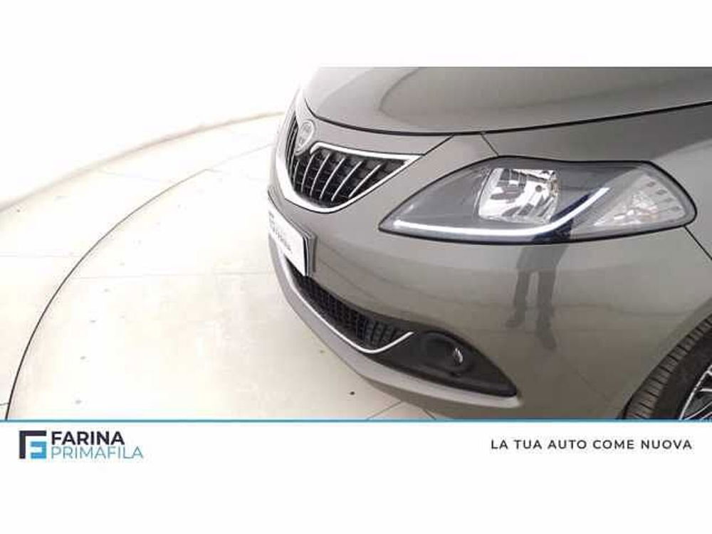 Lancia Ypsilon usata a Napoli (8)