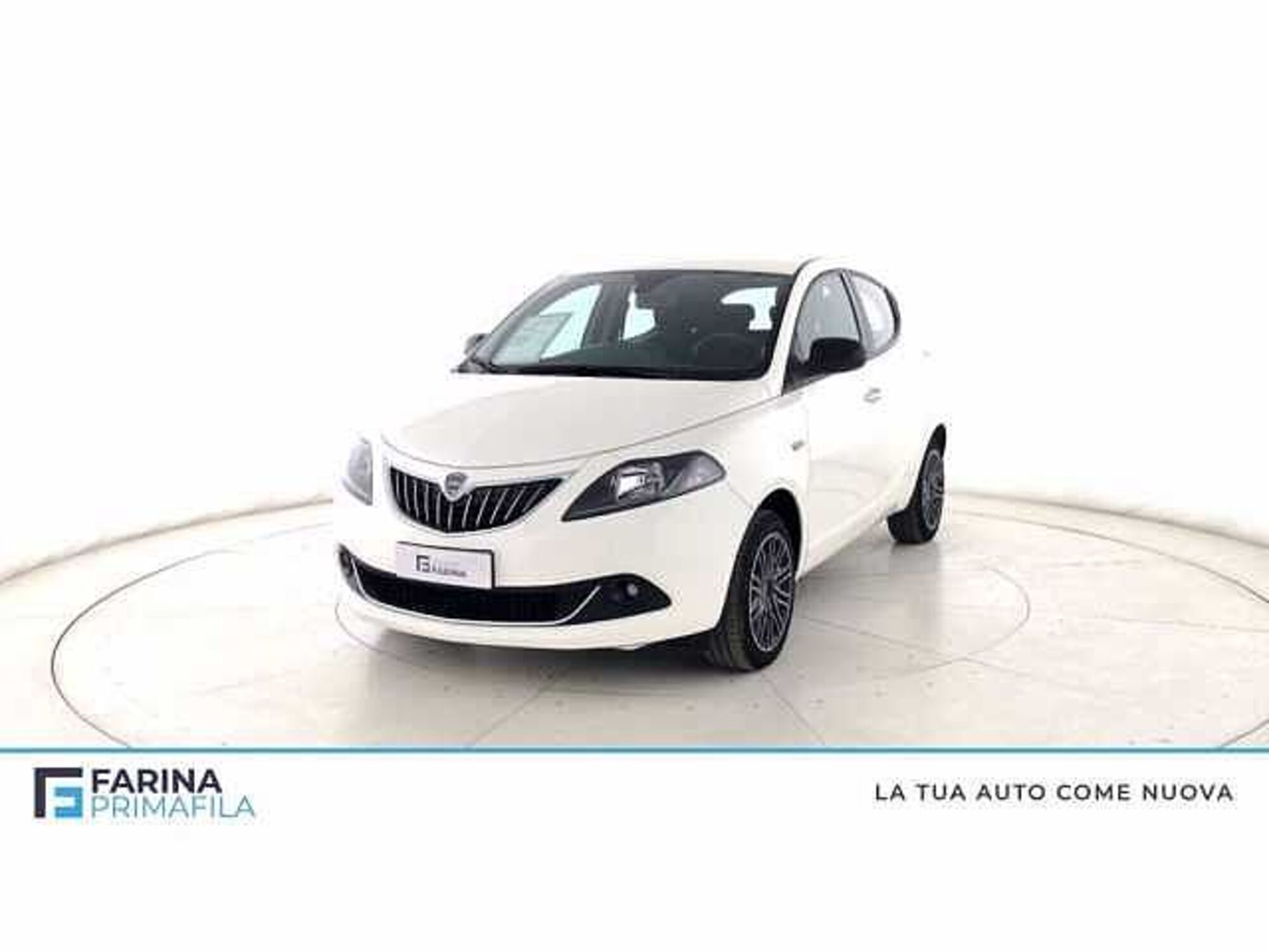 Lancia Ypsilon 1.0 FireFly 5 porte S&amp;S Hybrid Ecochic Gold  del 2022 usata a Pozzuoli