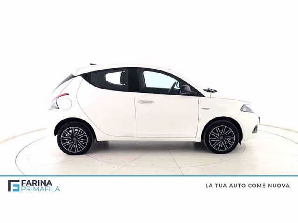 Lancia Ypsilon usata a Napoli (3)