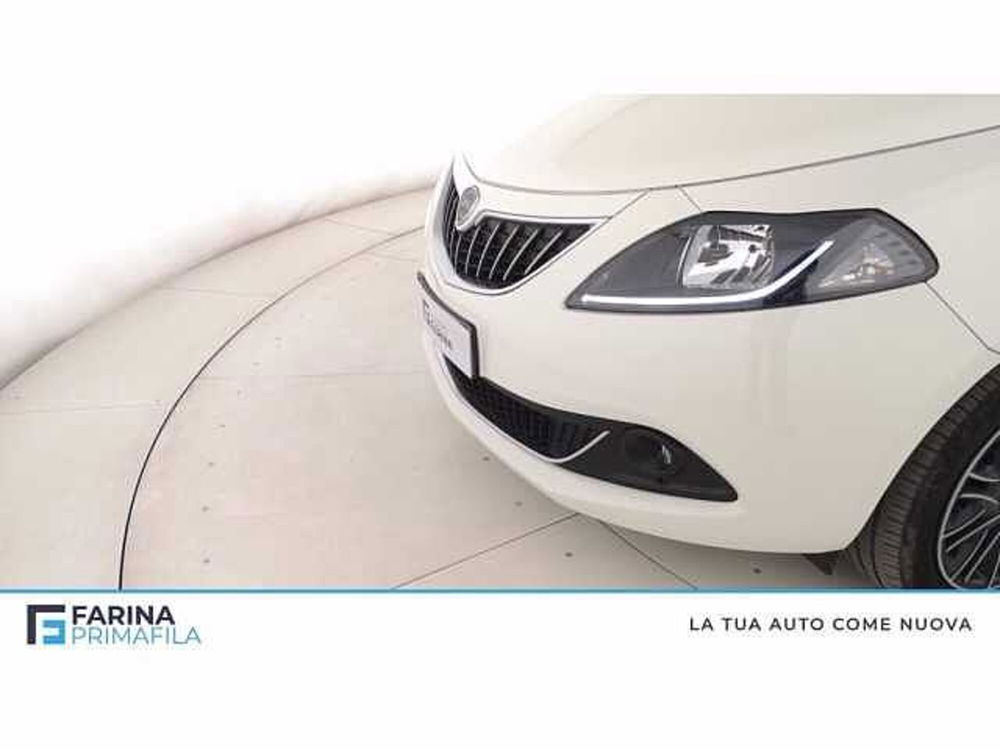 Lancia Ypsilon usata a Napoli (7)