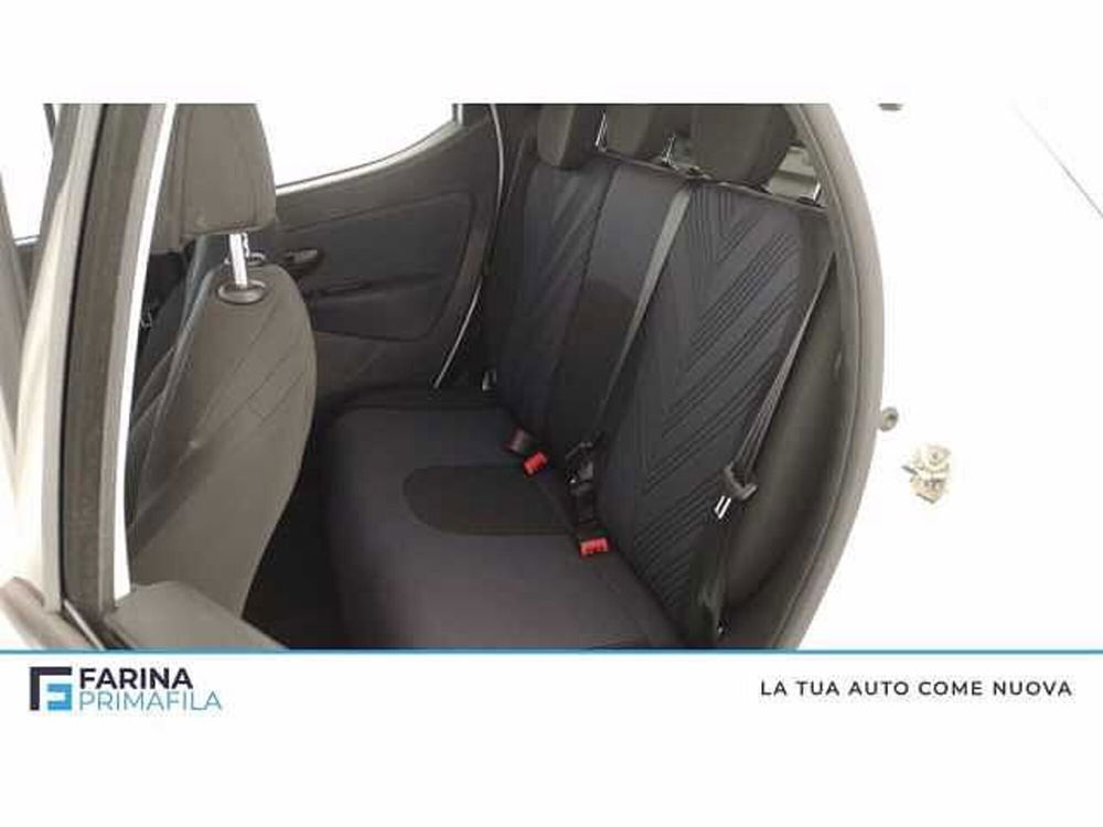 Lancia Ypsilon usata a Napoli (9)