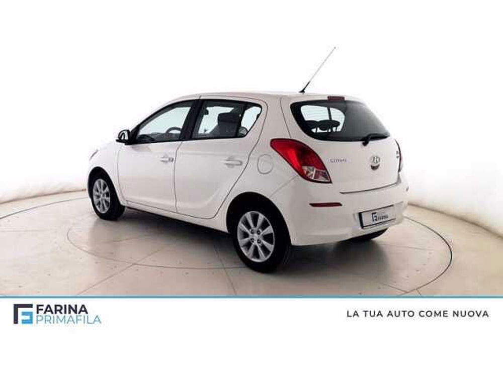 Hyundai i20 1.1 CRDi 5p. Classic del 2014 usata a Pozzuoli (5)