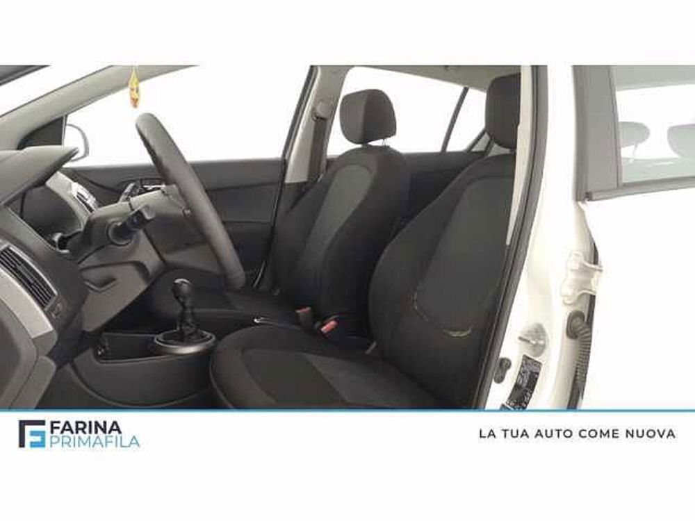 Hyundai i20 usata a Napoli (6)