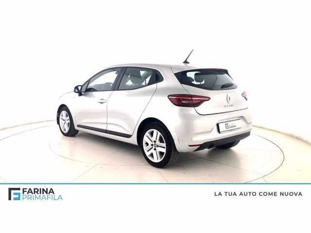 Renault Clio Blue dCi 100 CV 5 porte Business del 2022 usata a Pozzuoli (5)