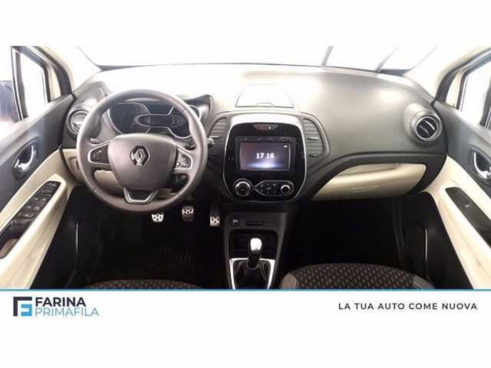 Renault Captur usata a Napoli (11)