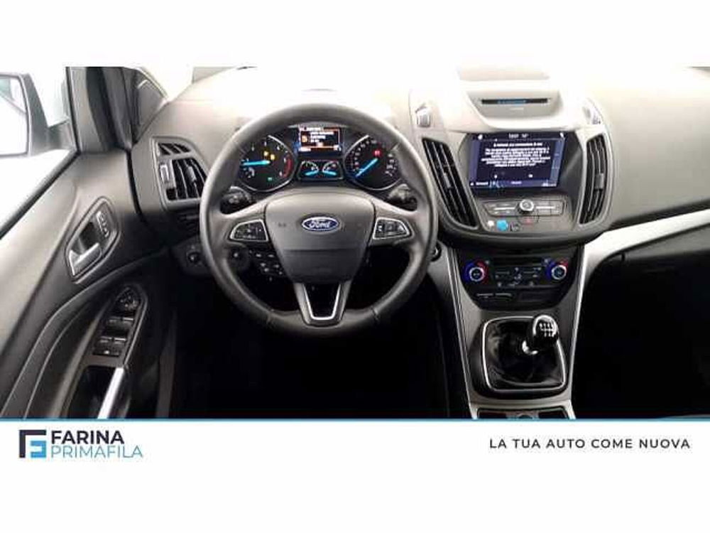 Ford Kuga usata a Napoli (12)