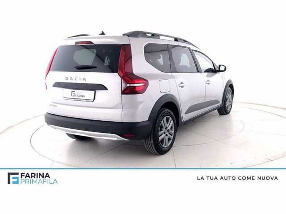 Dacia Jogger Jogger 1.0 TCe GPL 100 CV 5 posti Comfort del 2022 usata a Pozzuoli (4)