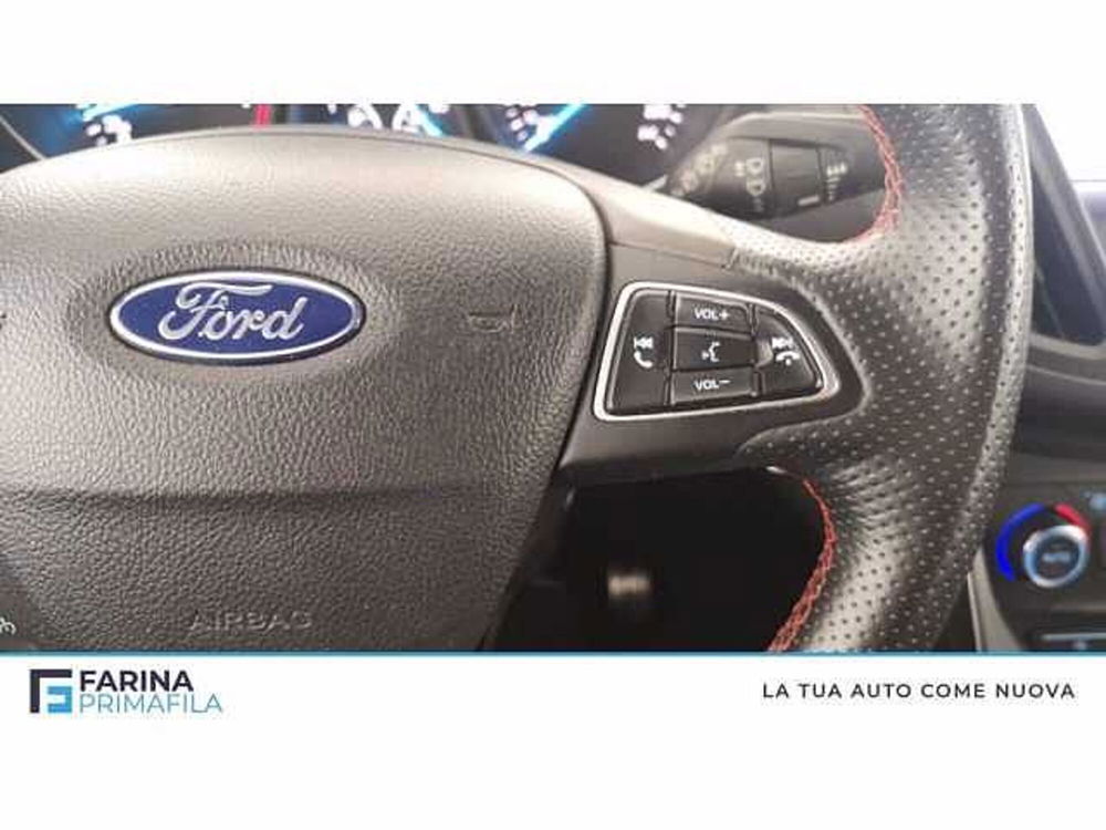 Ford Kuga usata a Napoli (18)