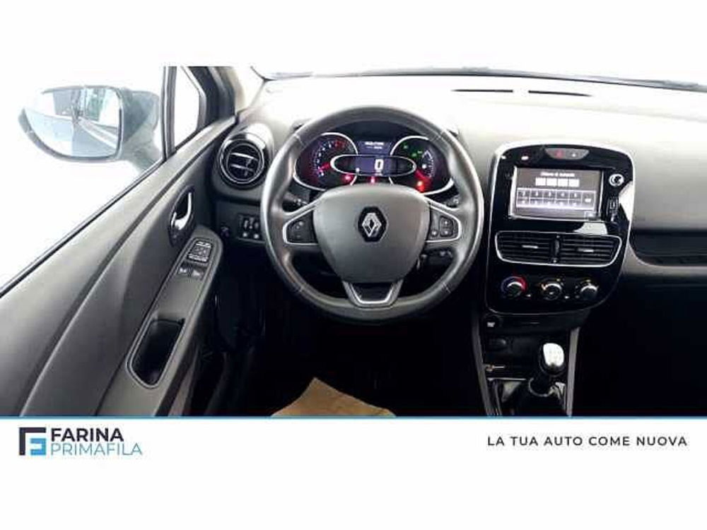 Renault Clio usata a Napoli (11)