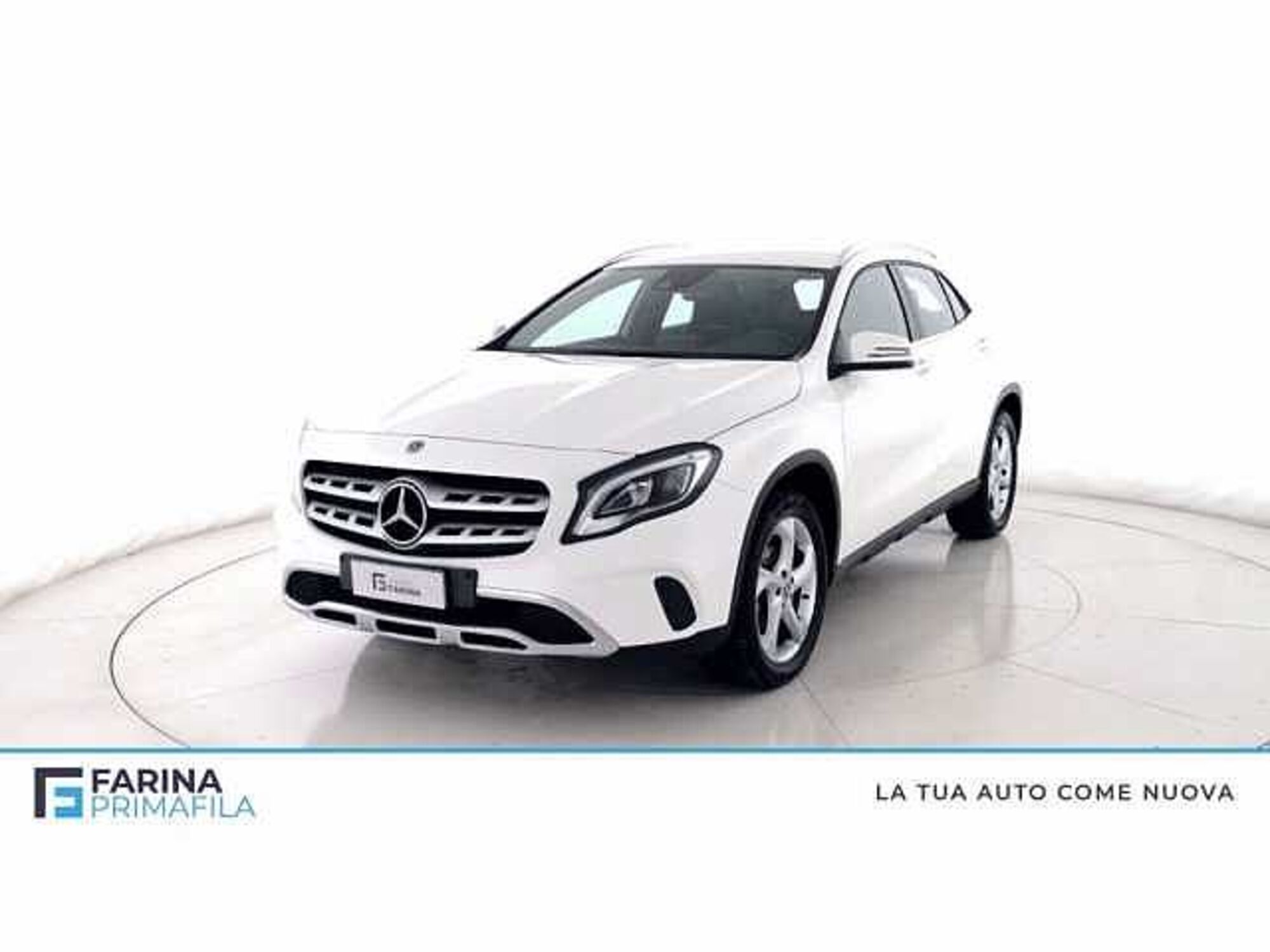 Mercedes-Benz GLA SUV 180 d Sport  del 2018 usata a Pozzuoli