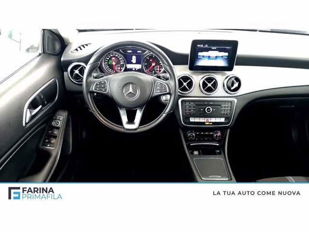 Mercedes-Benz GLA SUV usata a Napoli (11)