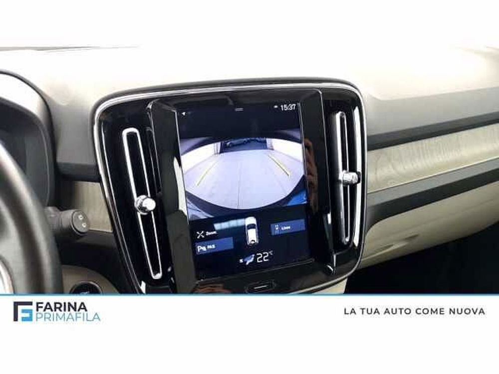 Volvo XC40 usata a Napoli (15)