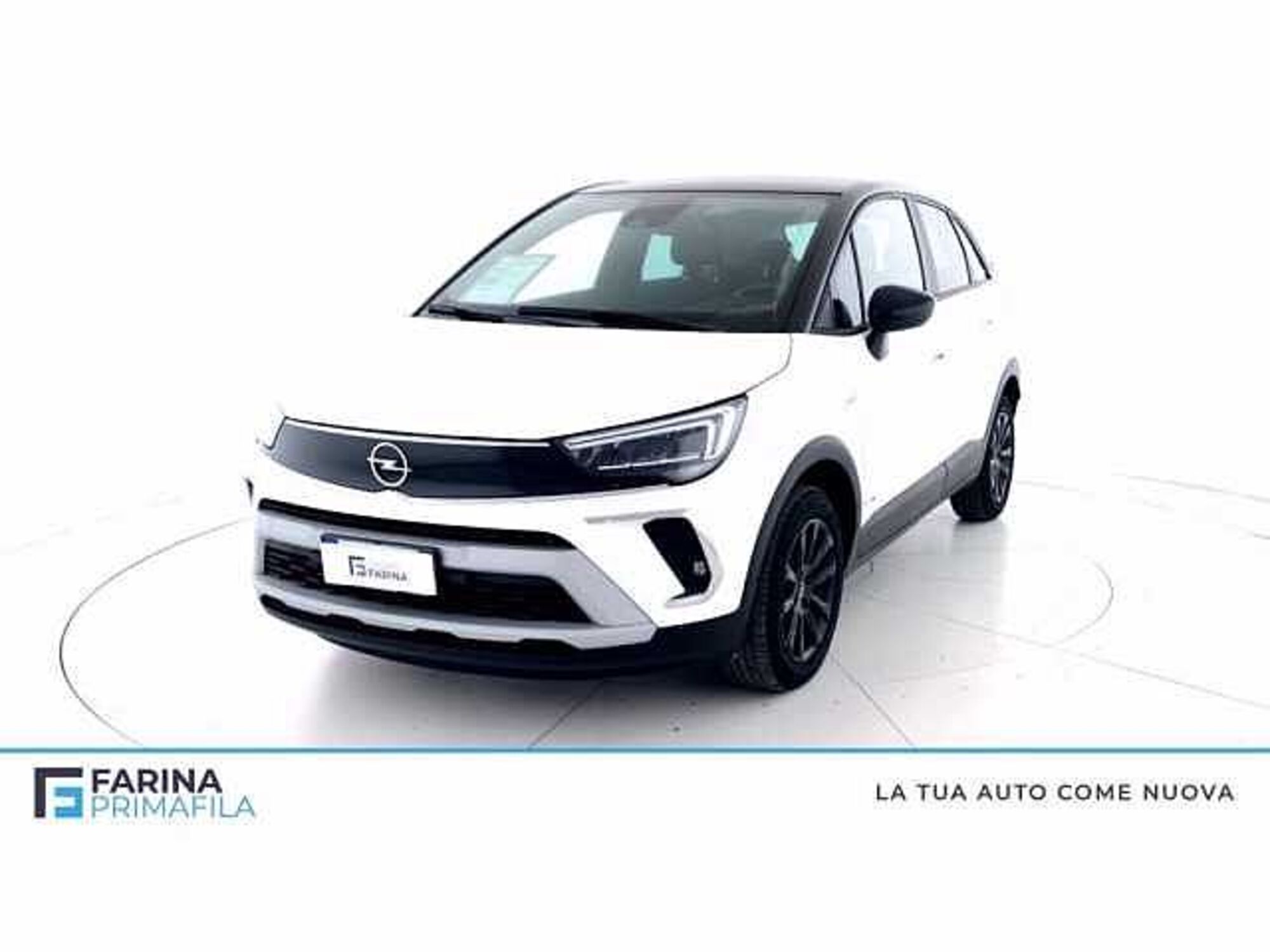 Opel Crossland 1.5 ecotec Elegance 110cv del 2022 usata a Pozzuoli