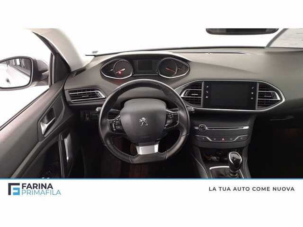 Peugeot 308 usata a Napoli (11)