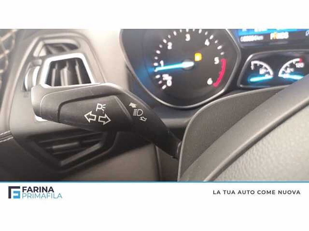 Ford Kuga usata a Napoli (18)