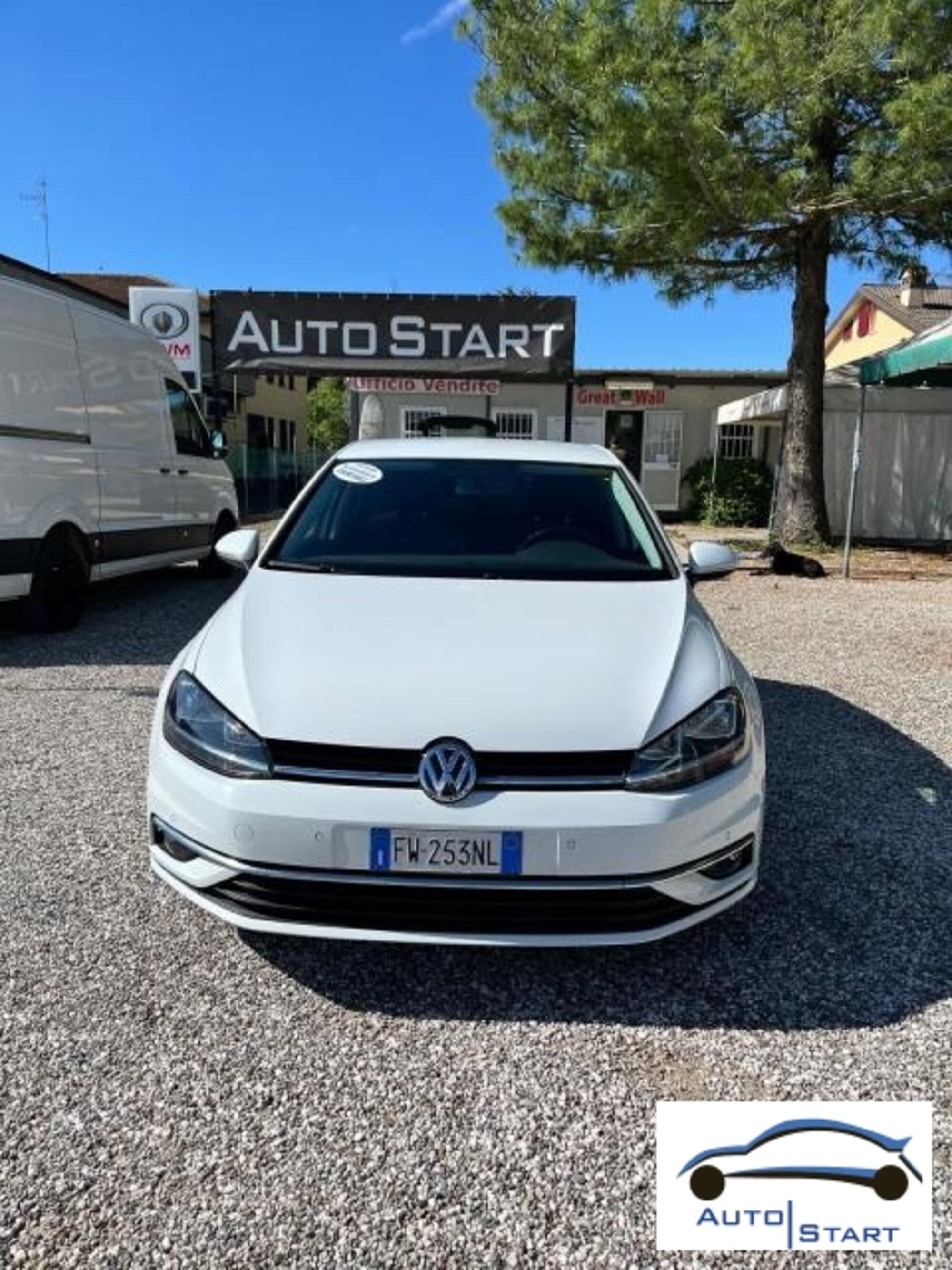 Volkswagen Golf Variant 1.6 TDI 115 CV Trendline BMT  del 2019 usata a Sant&#039;Agata sul Santerno