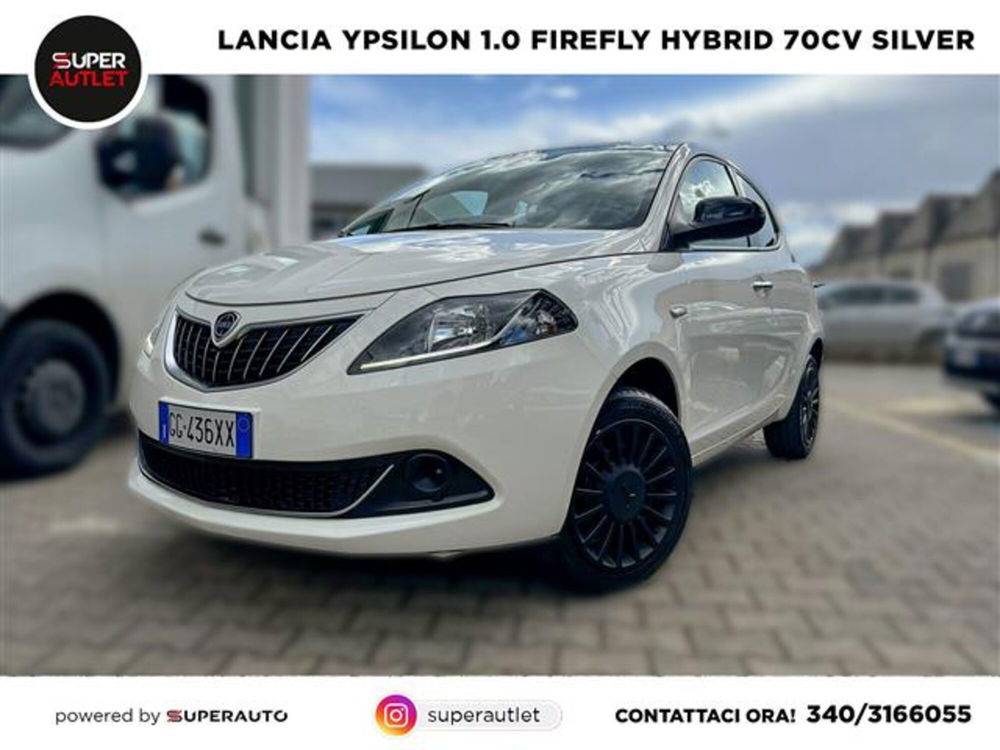 Lancia Ypsilon usata a Pavia