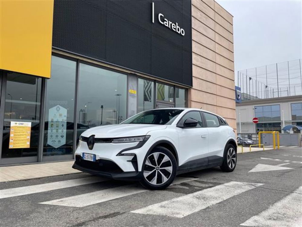 Renault Megane E-Tech Evolution EV60 130cv AC22 del 2022 usata a Parma