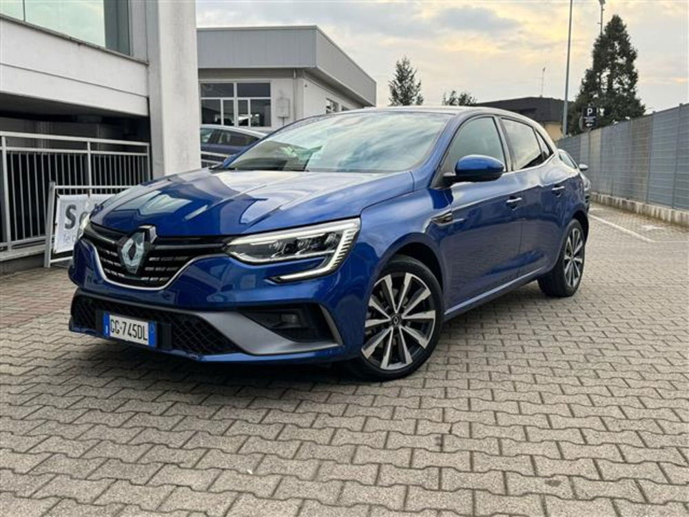 Renault Megane E-Tech Electric nuova a Pavia (7)