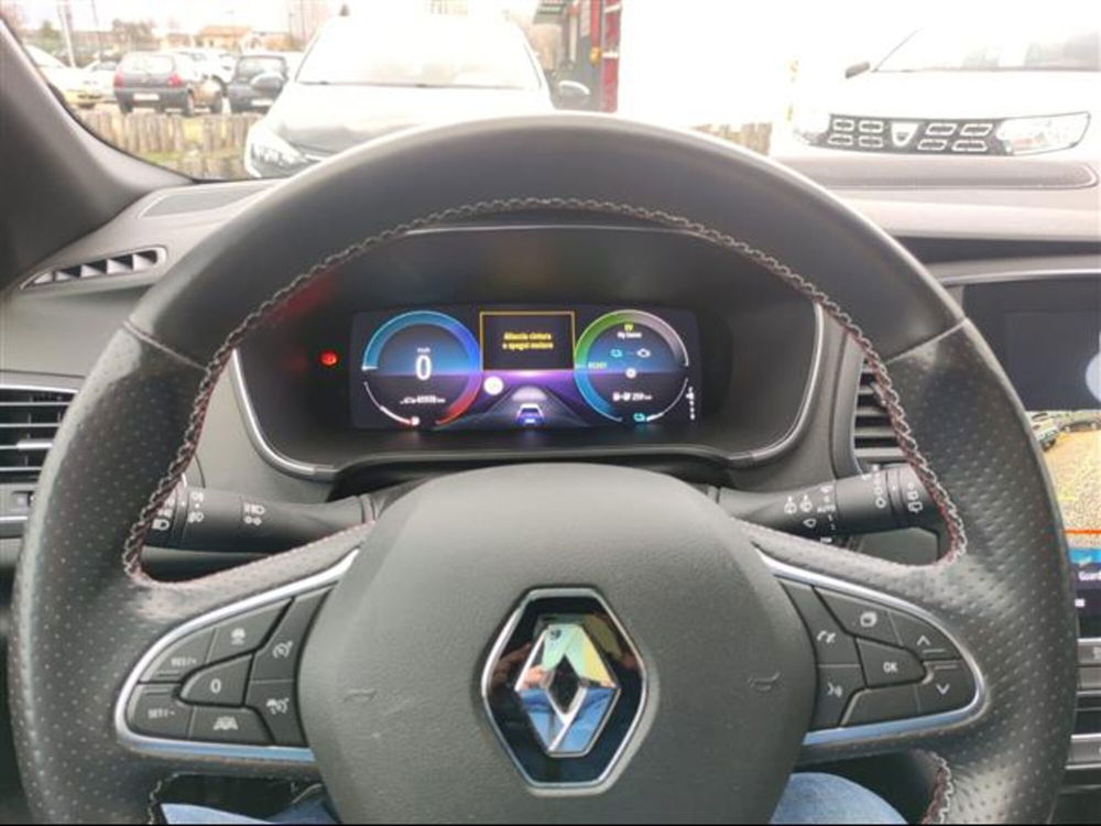 Renault Megane E-Tech Electric nuova a Firenze (8)