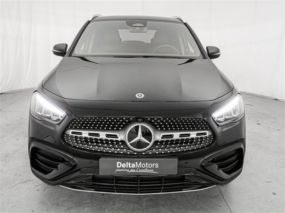 Mercedes-Benz GLA SUV 180 d Automatic AMG Line Advanced Plus nuova a Montecosaro (3)