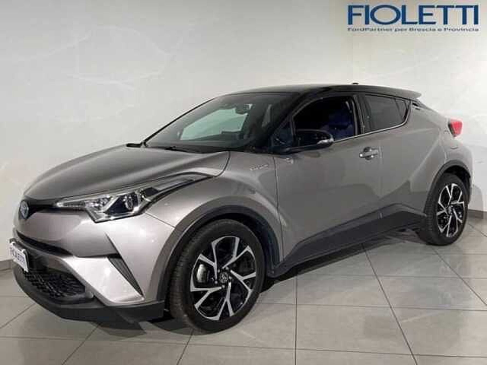 Toyota Toyota C-HR 1.8 Hybrid E-CVT Style  del 2017 usata a Concesio